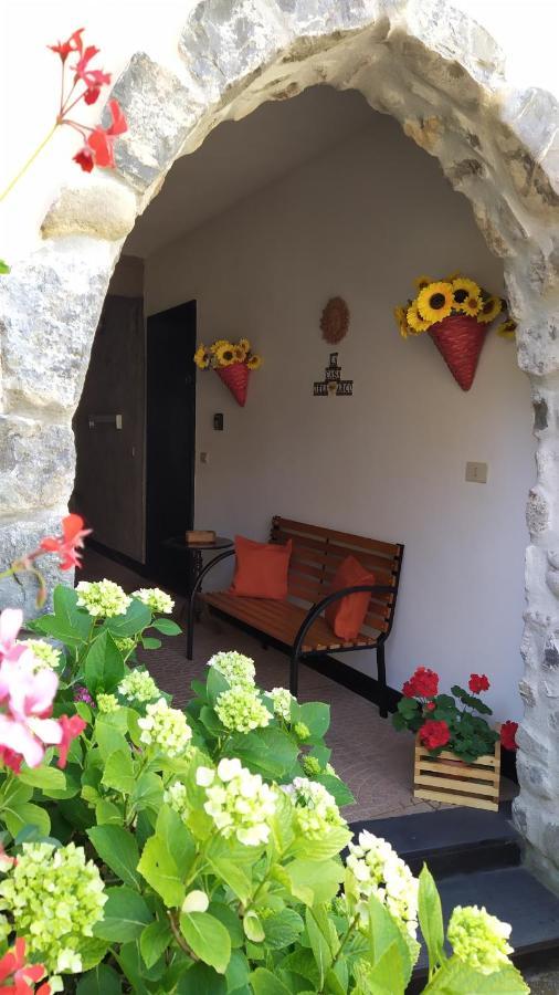 Ferienwohnung La Casa Dell'Arco Carasco Exterior foto